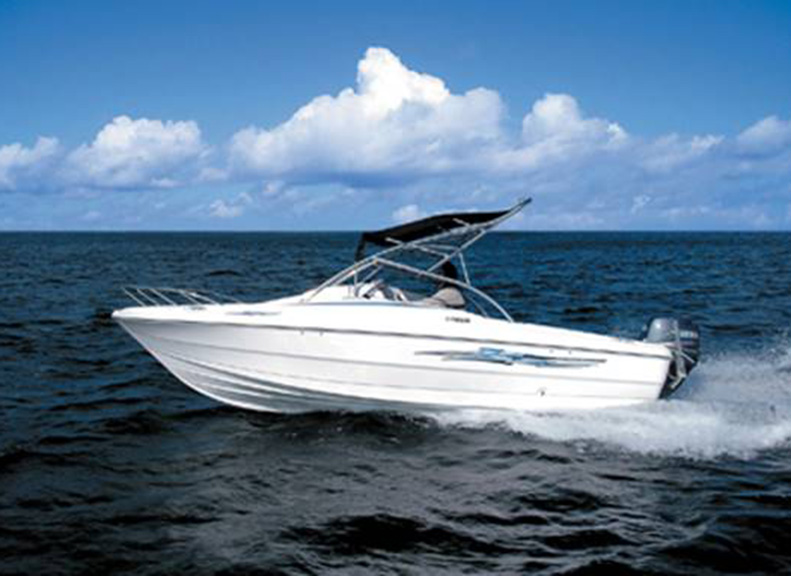 マイボートで航行する「河川マリーナ」