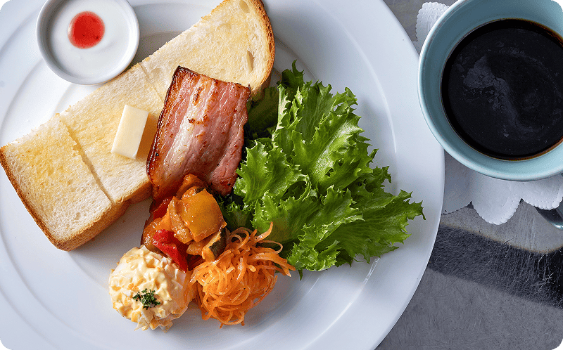 「Cafe de dolce」の「モーニングセット」（ドリンク付き、990円）