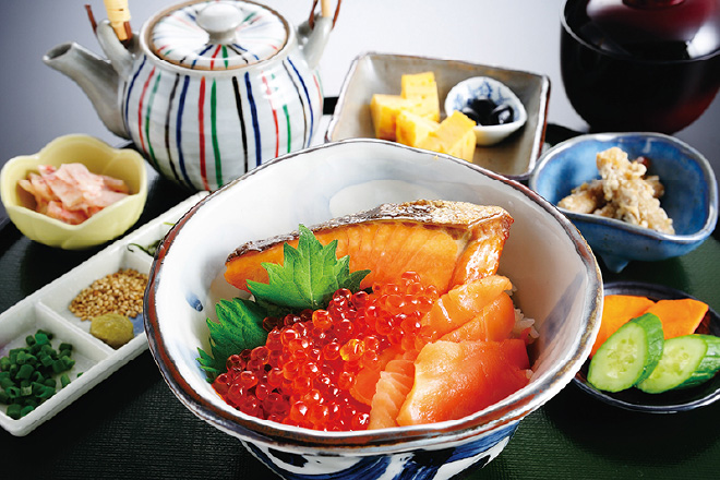 鮭山マス男商店