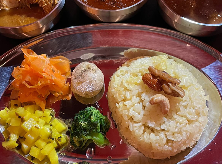 G BAR CURRY