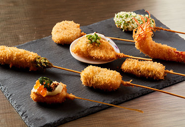 串かつ 知留久 お初天神店