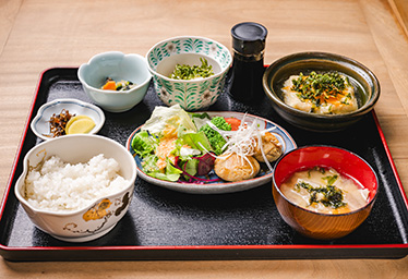 シマカラ食堂