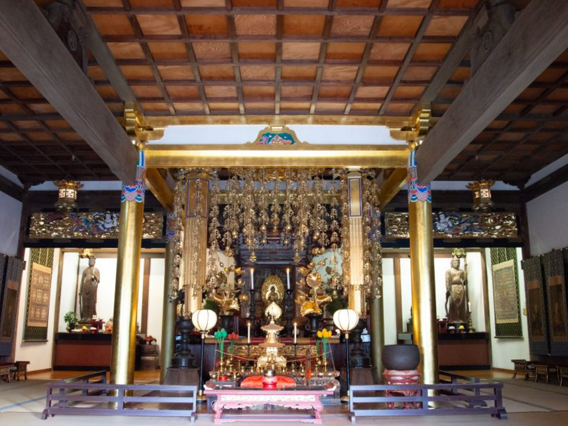 神秀山 満願寺