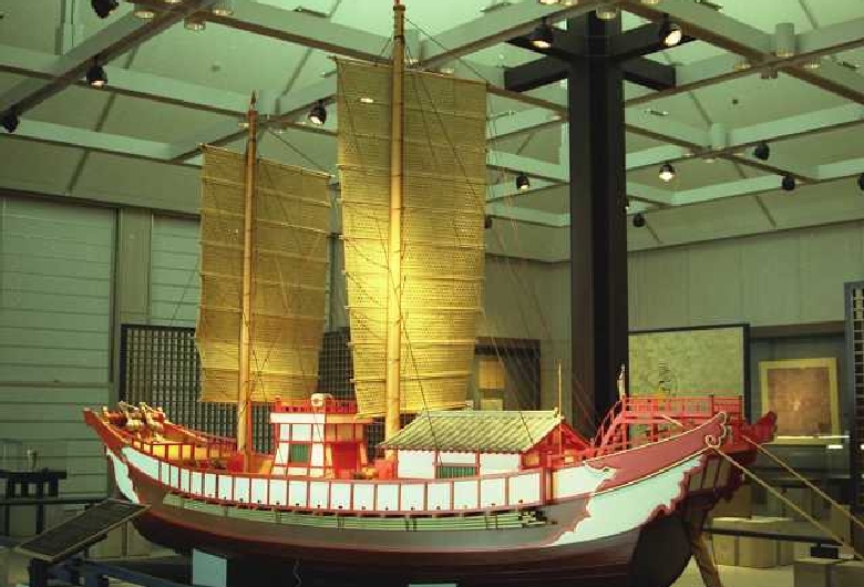 高岡市万葉歴史館