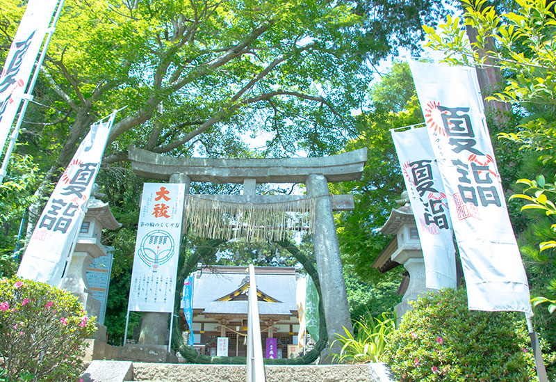鏡石鹿嶋神社