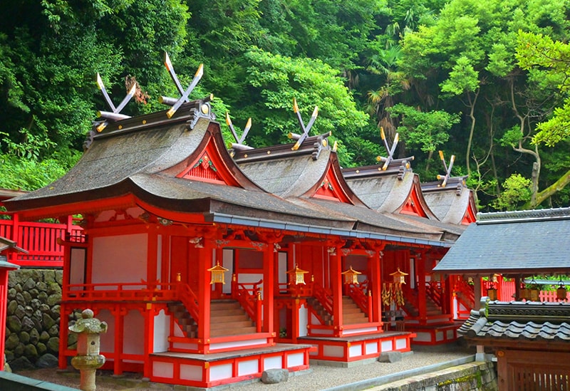 枚岡神社