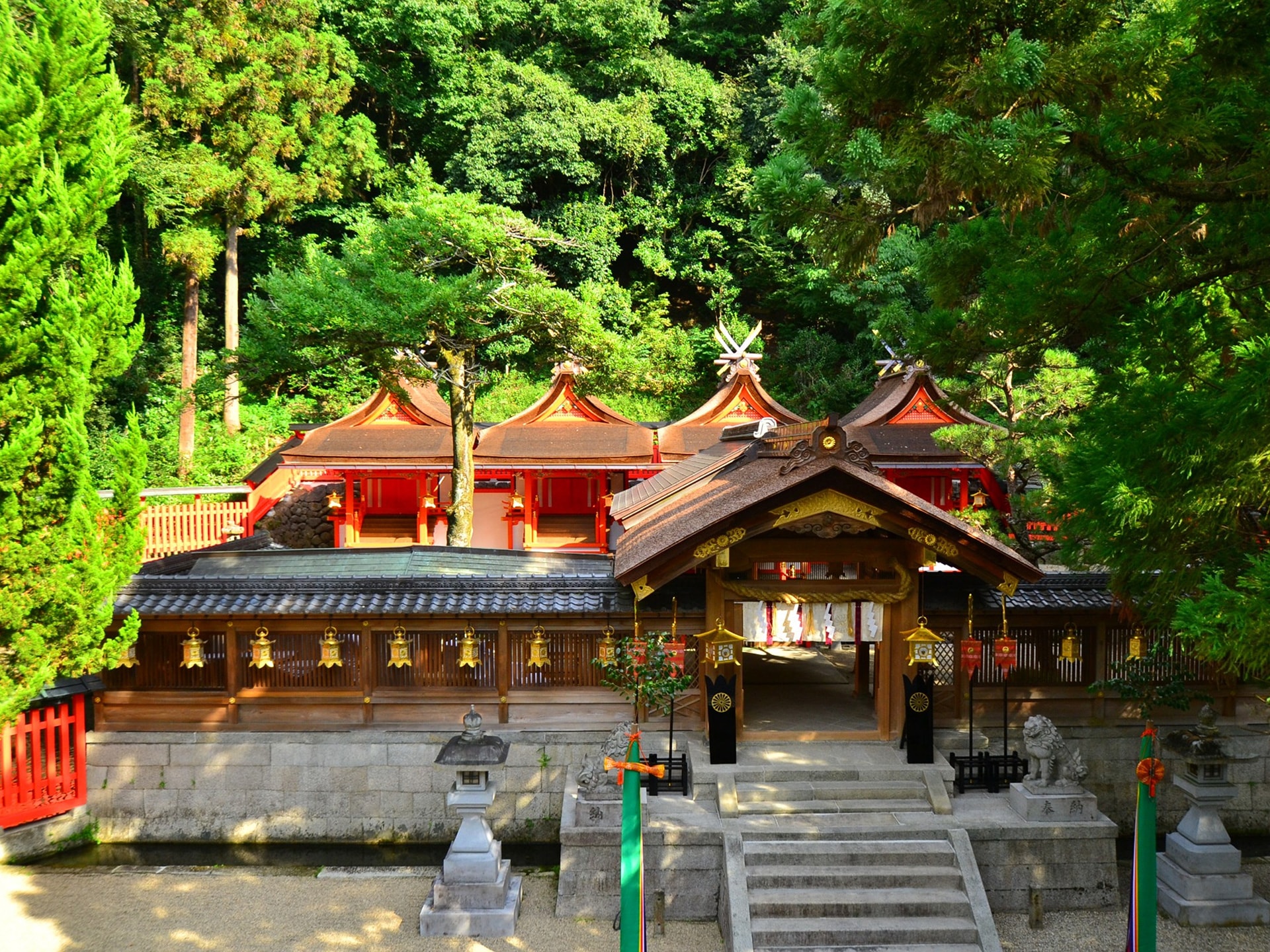 枚岡神社