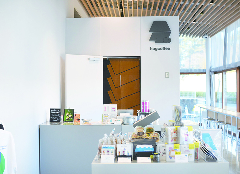 博物館併設のショップ・カフェ