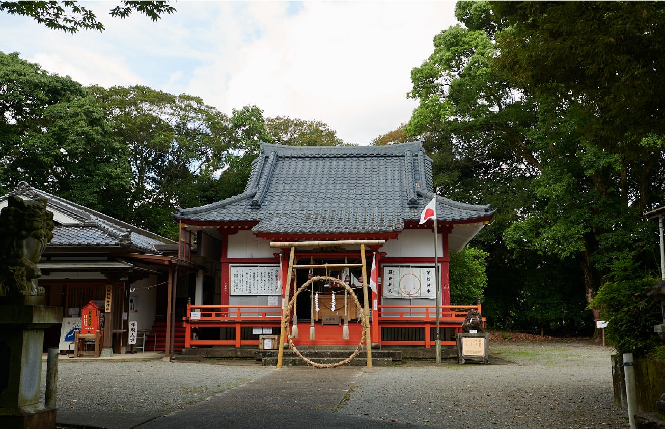 南九州の巨人・弥五郎伝説を伝える岩川八幡神社を参拝