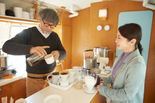CAFE Ryusenkeiオーナー 合羅智久さん
