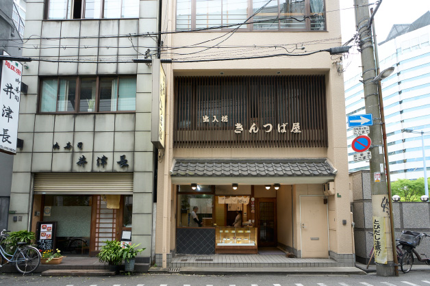 お店は、大阪梅田の中心街から少し離れた立地ながら徒歩圏内。わざわざ訪ねる価値は、十二分にあります