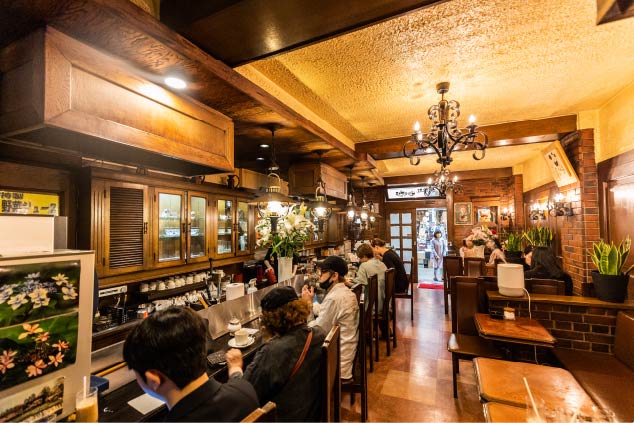 喫茶店でも鶴橋ならキムチを使った名物サンド珈琲館ロックヴィラ