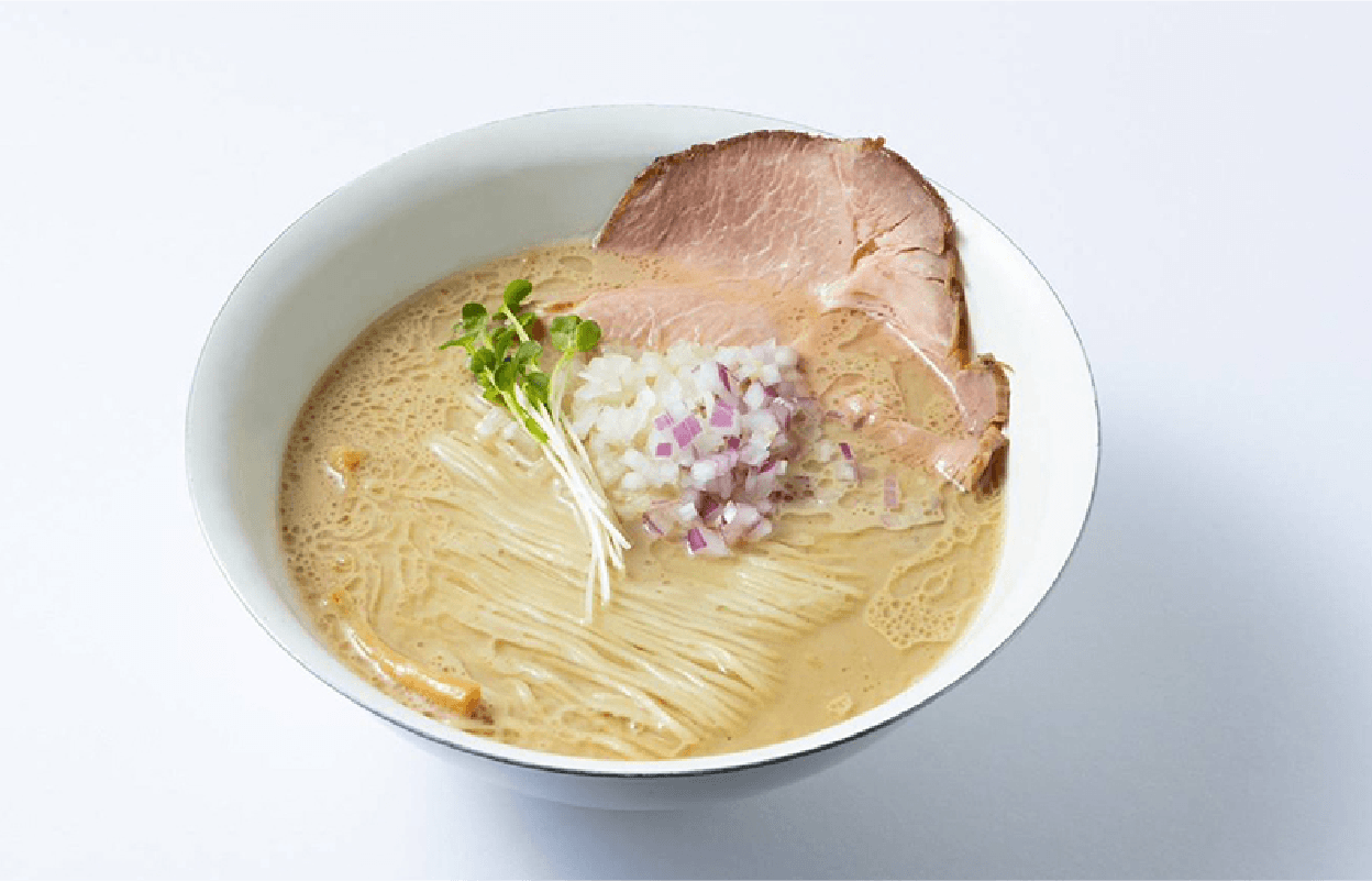 金沢濃厚煮干豚骨 伊乃心