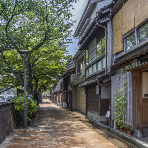 エリアフィーチャー “本物の日本”に出合う旅 金沢