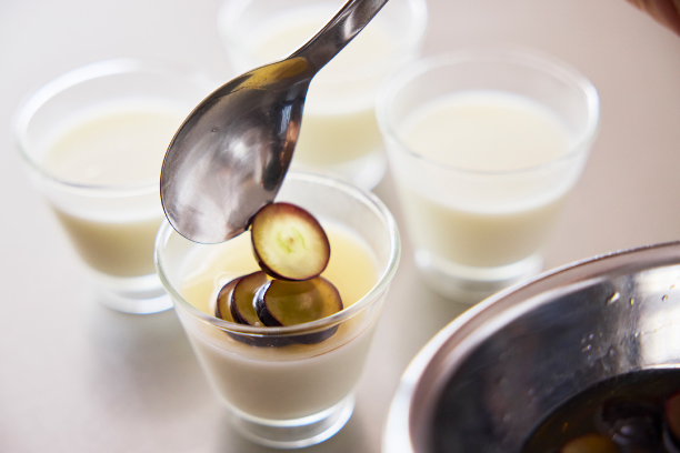 白みりんのぶどう杏仁豆腐