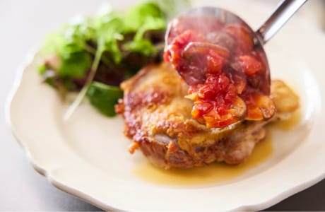 チキンステーキマッシュルームトマトソース