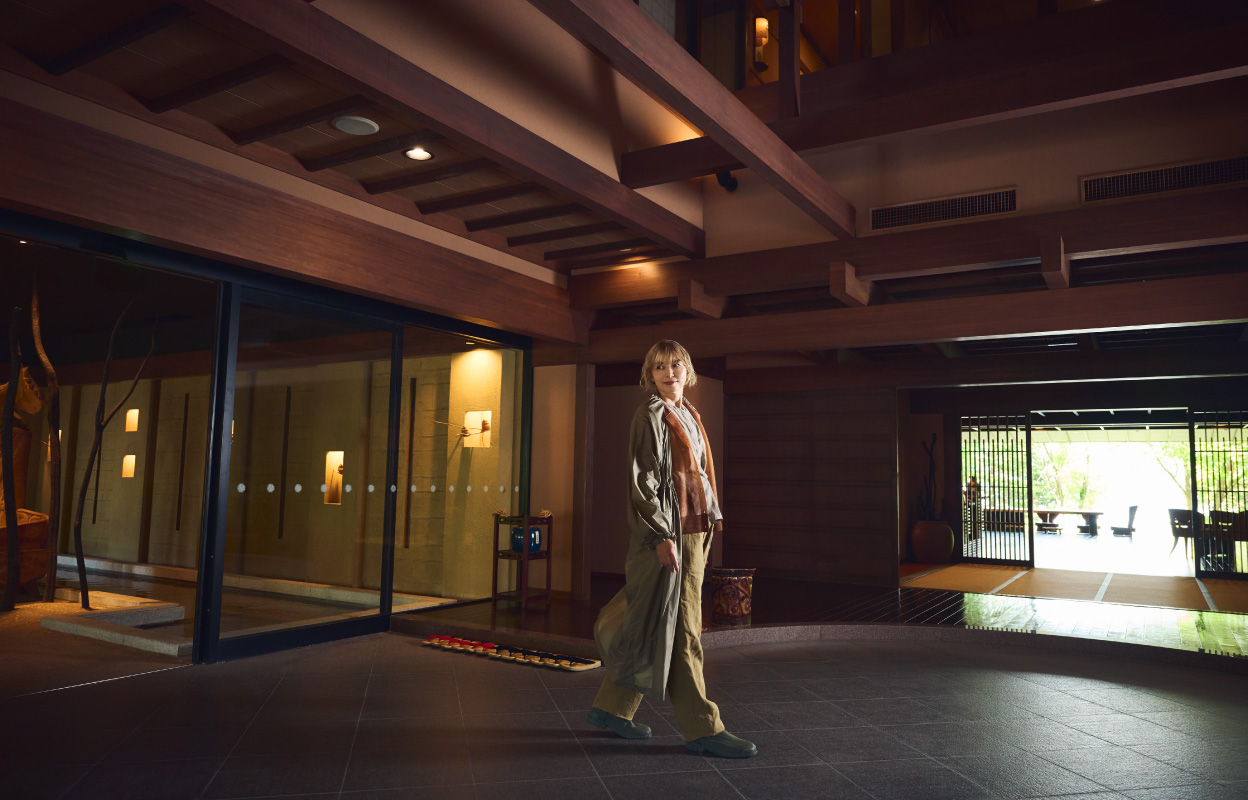 梁や土間など、温もりあふれる古民家風のしつらえがポイント