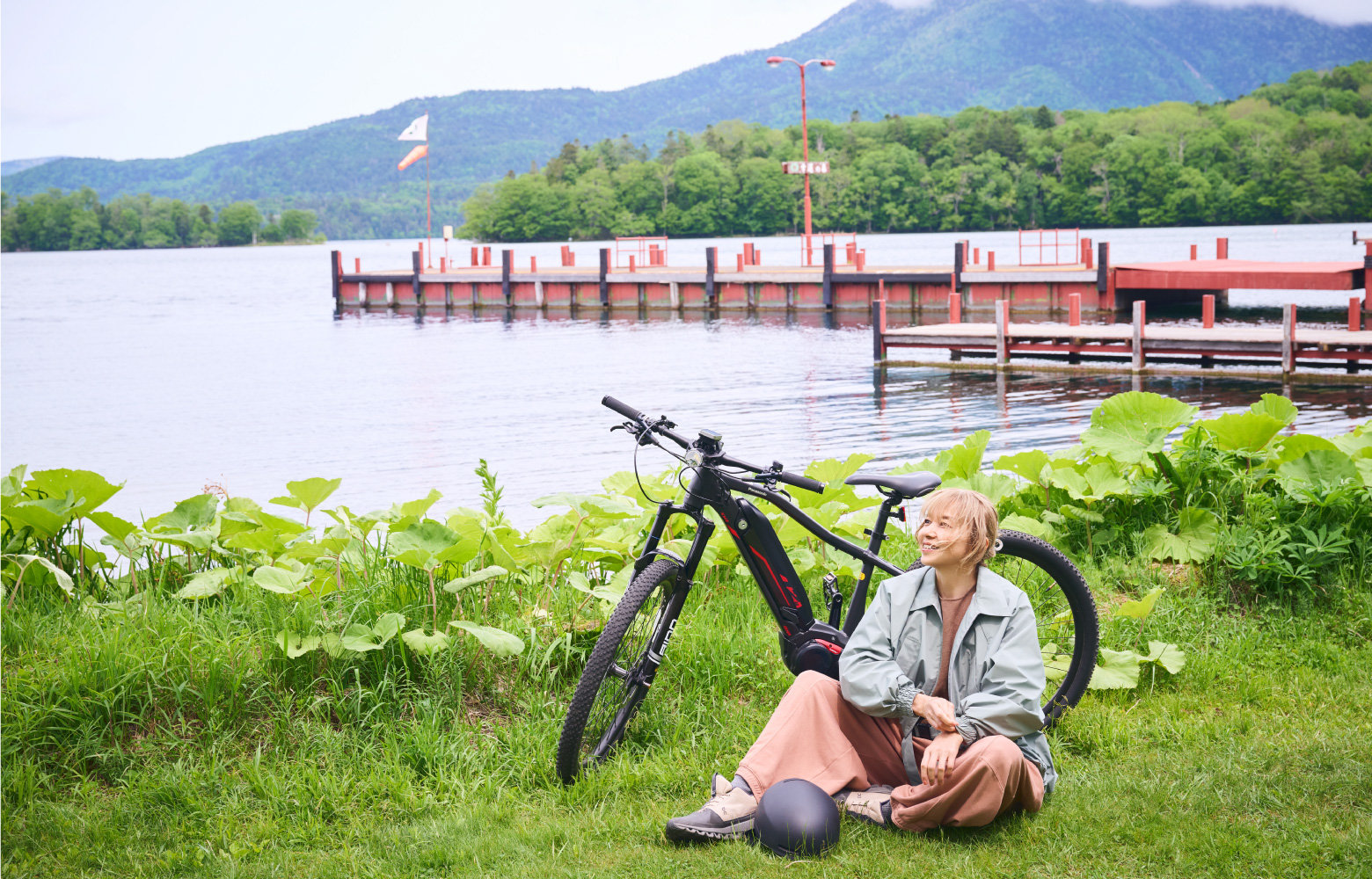 E-BIKEは鶴雅アドベンチャーベース[SIRI]でレンタル可能。7時間以内7,700円～