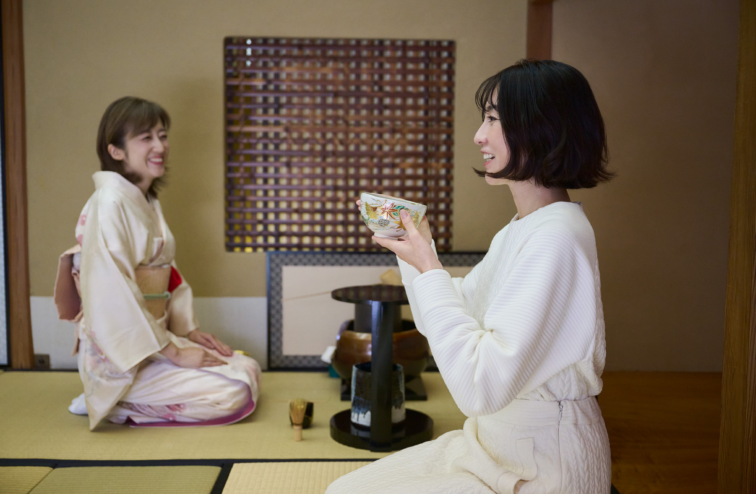 先生の柔らかな対応に和むお茶席