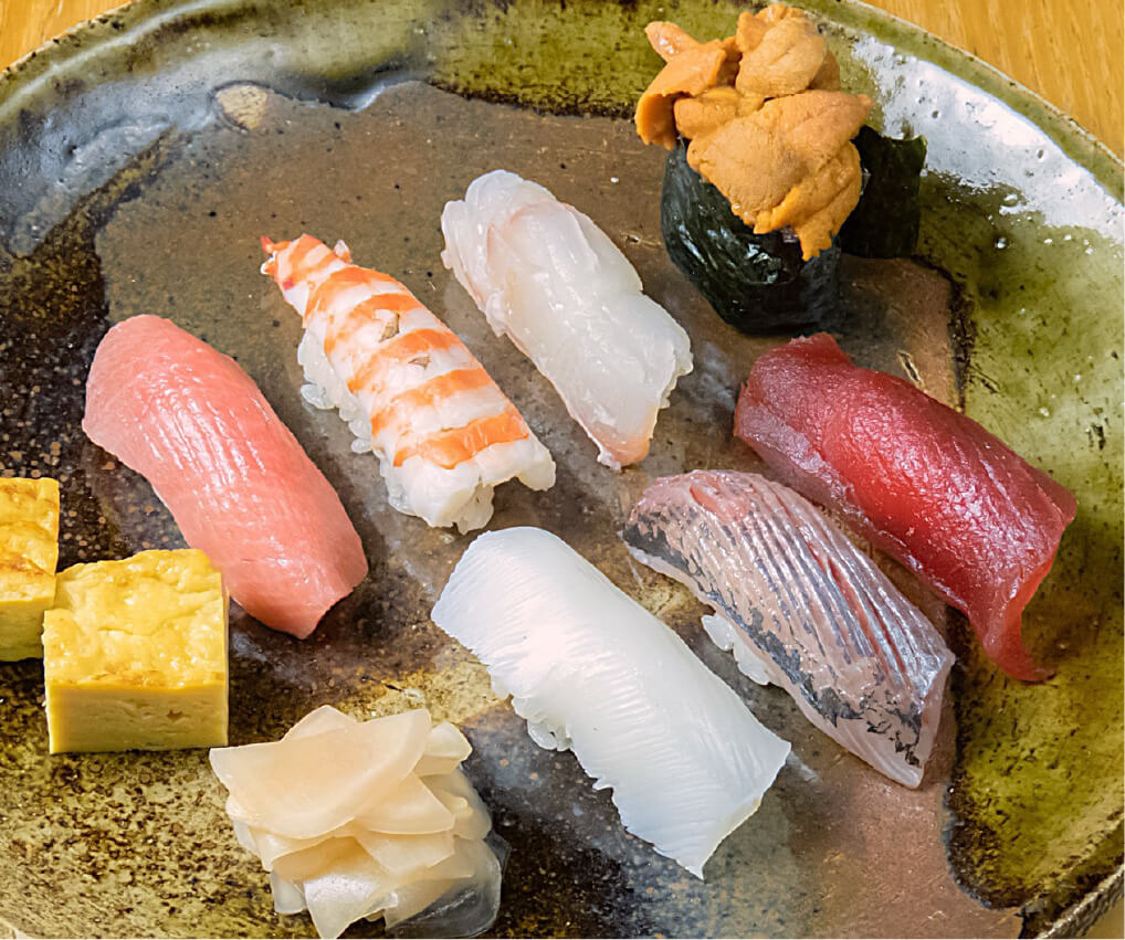 鮮度の高いこだわりのネタを使用