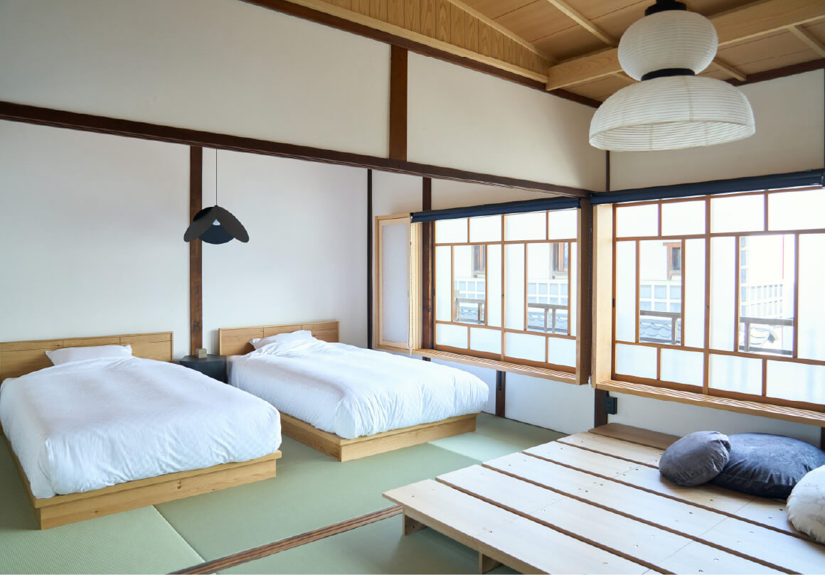 和室ながら使いやすいベッドルーム