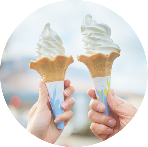 3種類のソフトクリームは食べ比べを楽しんで