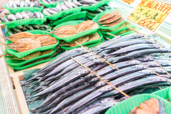 お土産には干物なども人気