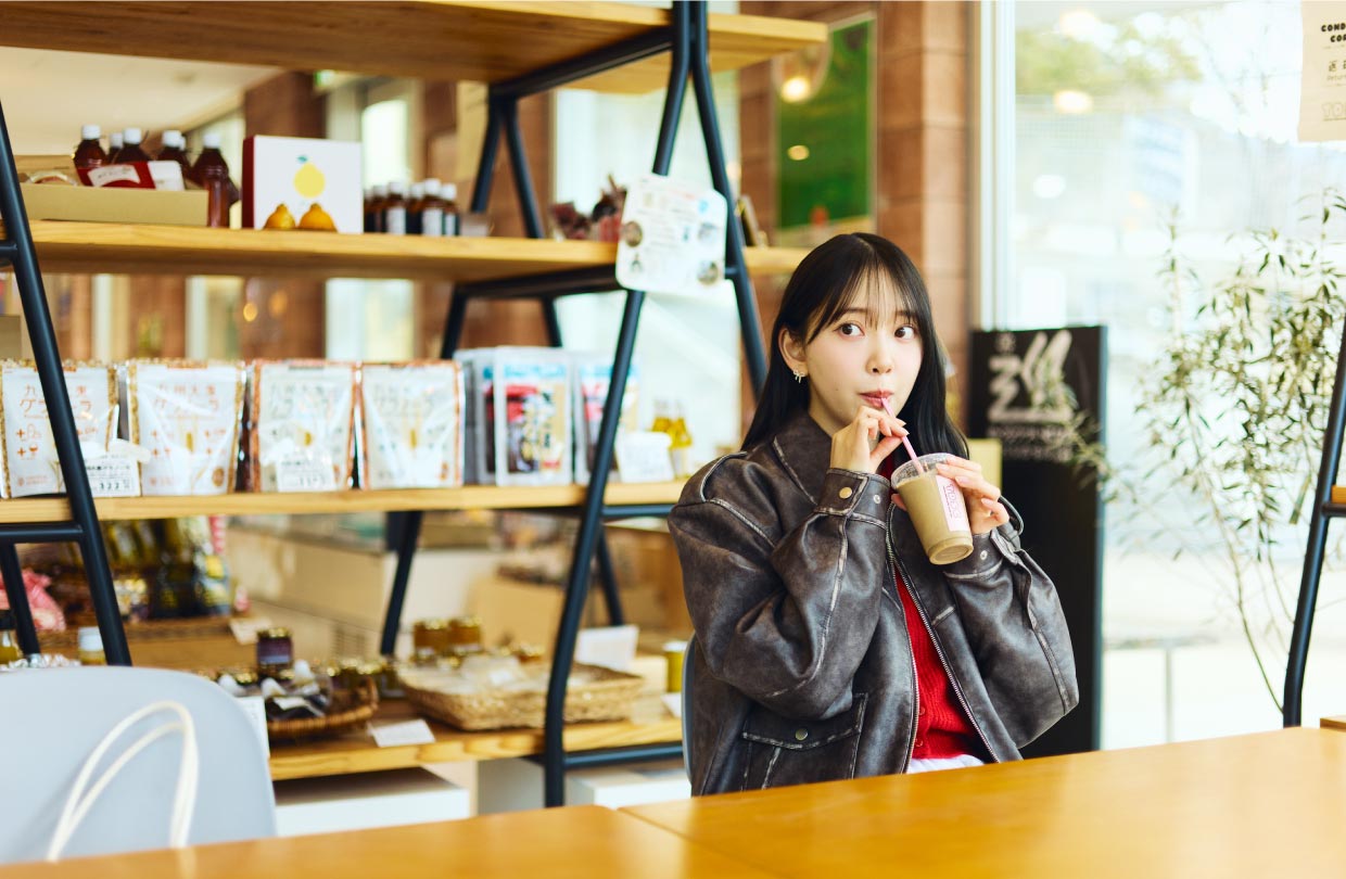 和紅茶シェイクでひと休み。「紅茶の味が濃くておいしい！」