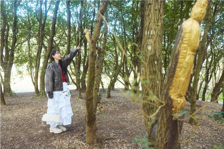 西野達作品がパブリックアートとして屋外で常設展示されているのは世界で2か所のみ。日本では津奈木町だけ