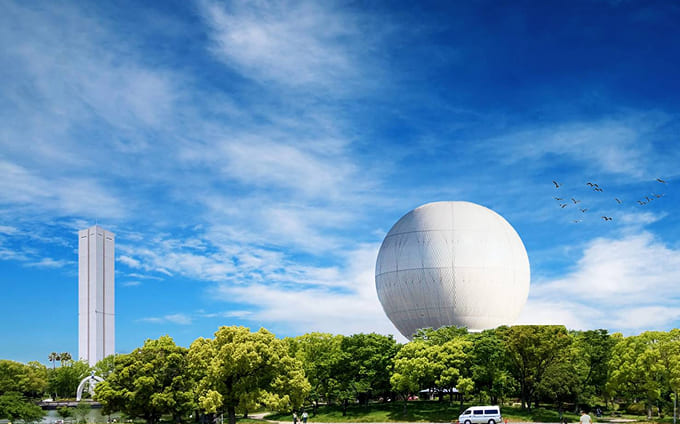 搭乗エリア付近の様子。地上から見上げるだけでも胸が高鳴る