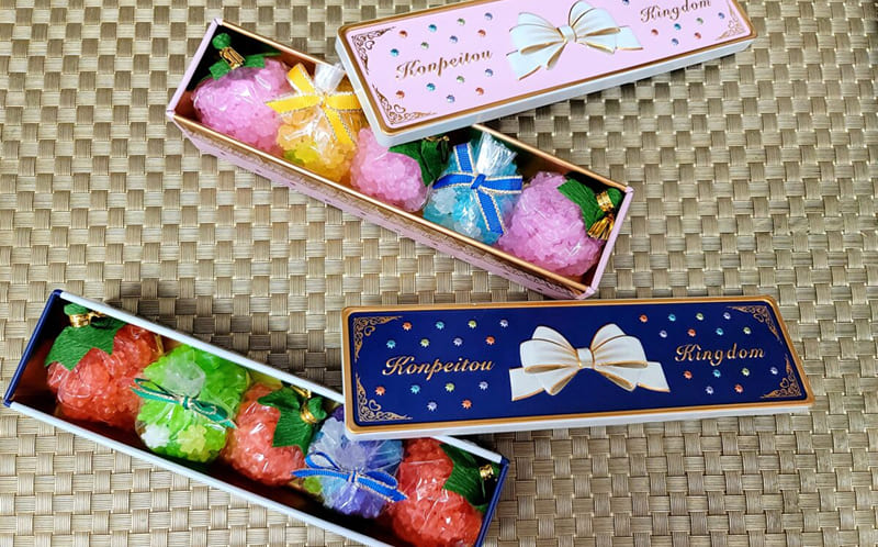 春は新緑が境内を包み、山寺ならではの澄んだ空気に満たされる