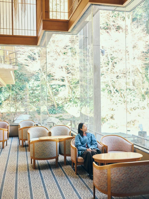 三度朝を迎えると病気が治るといわれる三朝温泉・依山楼岩崎に宿泊