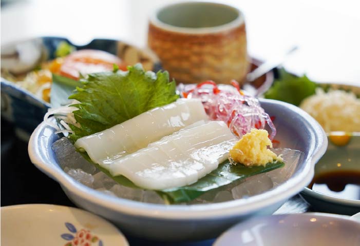 「白いか御前」2,800円。白イカは、程よい歯応えと甘みが特徴