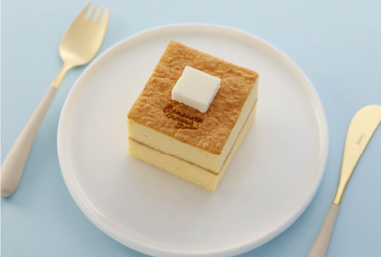 「パンケーキのケーキ（3個入）」1,944円