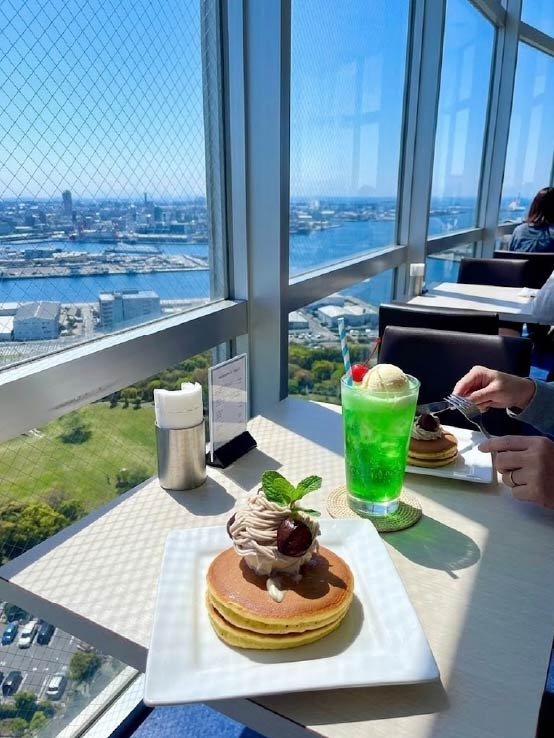 展望カフェでは「今日和」がセレクトしたスイーツが楽しめる