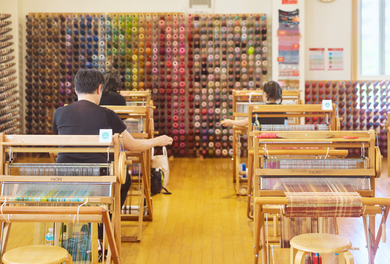 手織適塾SAORI本店の工房