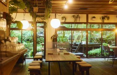 GREEN ROOMの店内