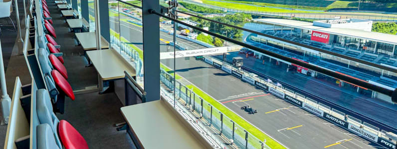 レーシングコースエリア