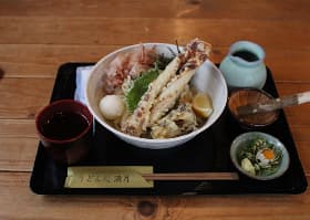 うどん処 満月