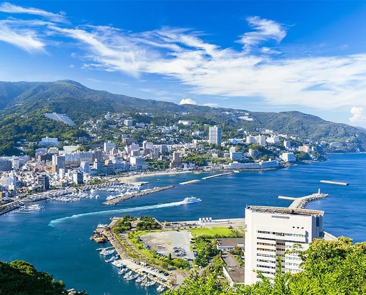 日本屈指の温泉リゾート、熱海温泉（静岡）