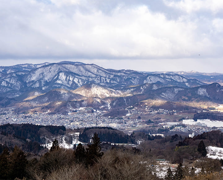 絶景の雪見風呂が自慢　かみのやま温泉