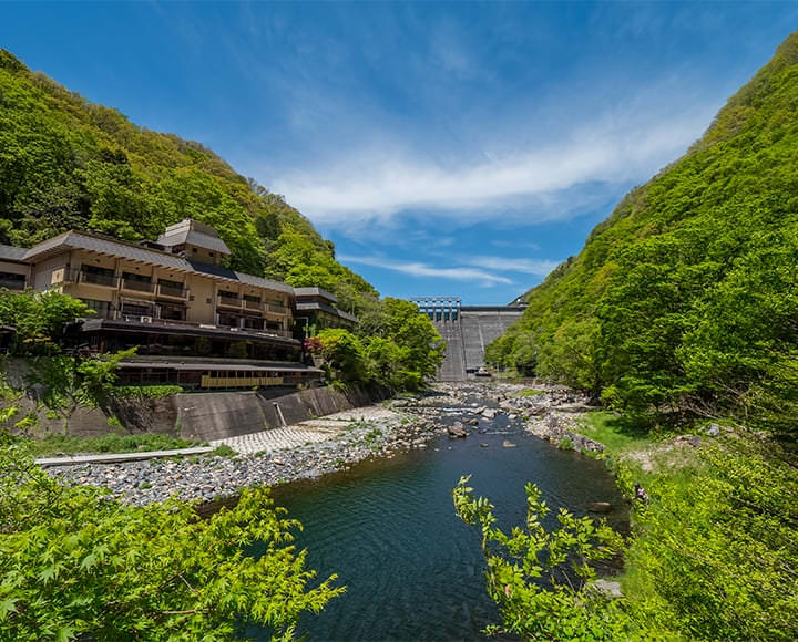 足元湧出の“新鮮”な温泉地、湯原温泉（岡山）