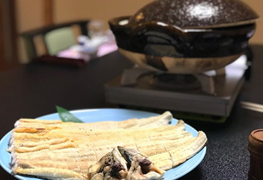 早蕨山荘 赤政