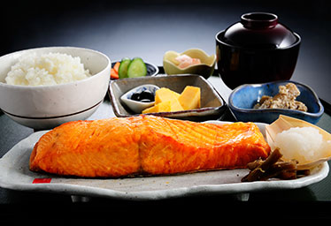 鮭山マス男商店