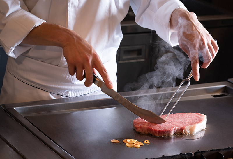 特選近江牛レストラン　ティファニー