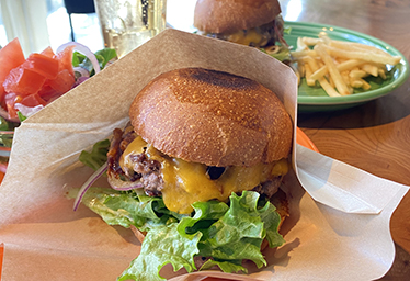 SEAFOOD&BURGER gfu.
