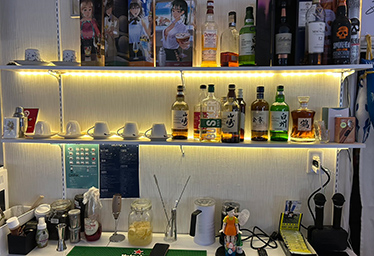 Cafe+Bar BELU-GA