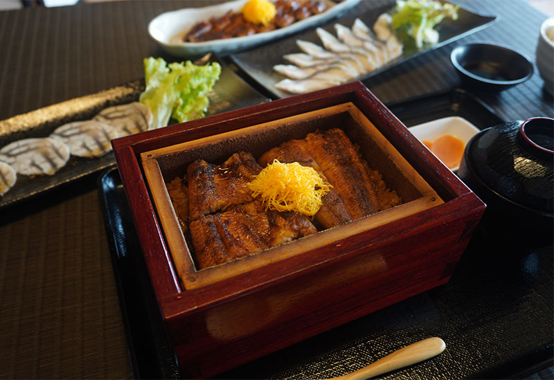万榮堂　筑紫町店