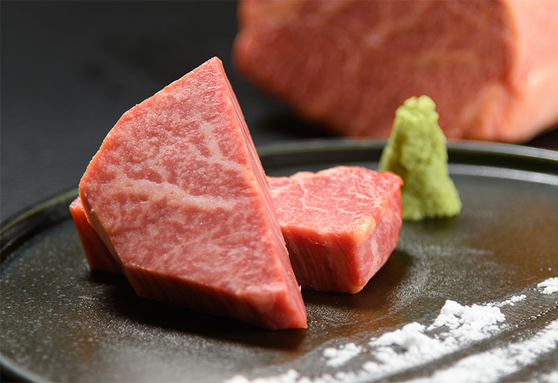 炭火焼肉 彩香園