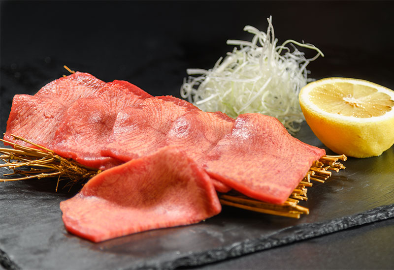 炭火焼肉 彩香園